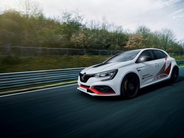 Renault M&eacute;gane R.S. Trophy-R najszybszym hot-hatchem!